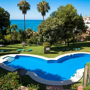 https://ladera-del-mar-apartments.1costadelsol.com