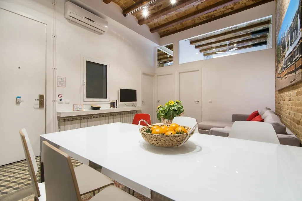 Happy People Plaza Espana Apartments Barcelona Spanje